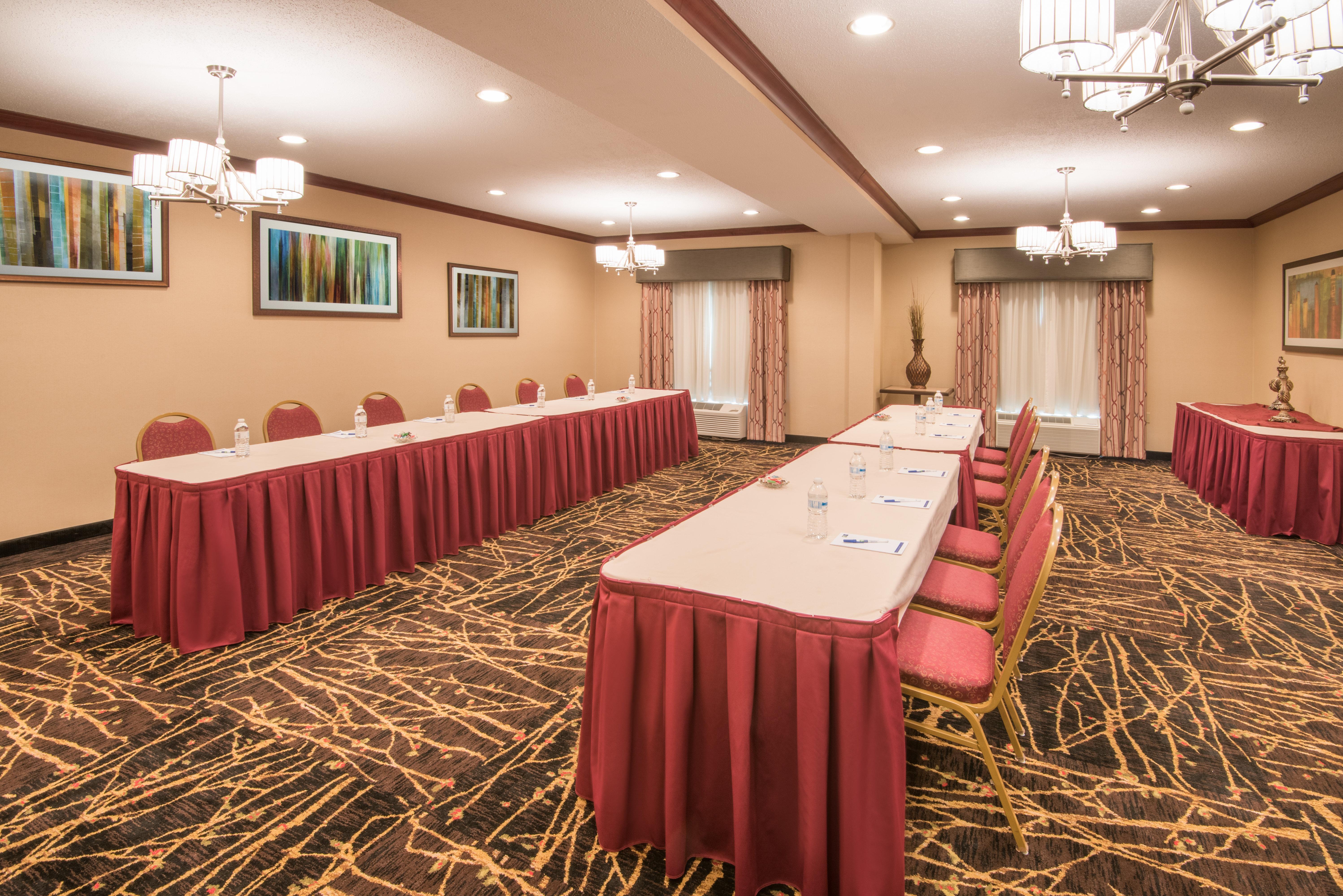 Holiday Inn Express & Suites - Sharon-Hermitage By Ihg West Middlesex Exterior foto