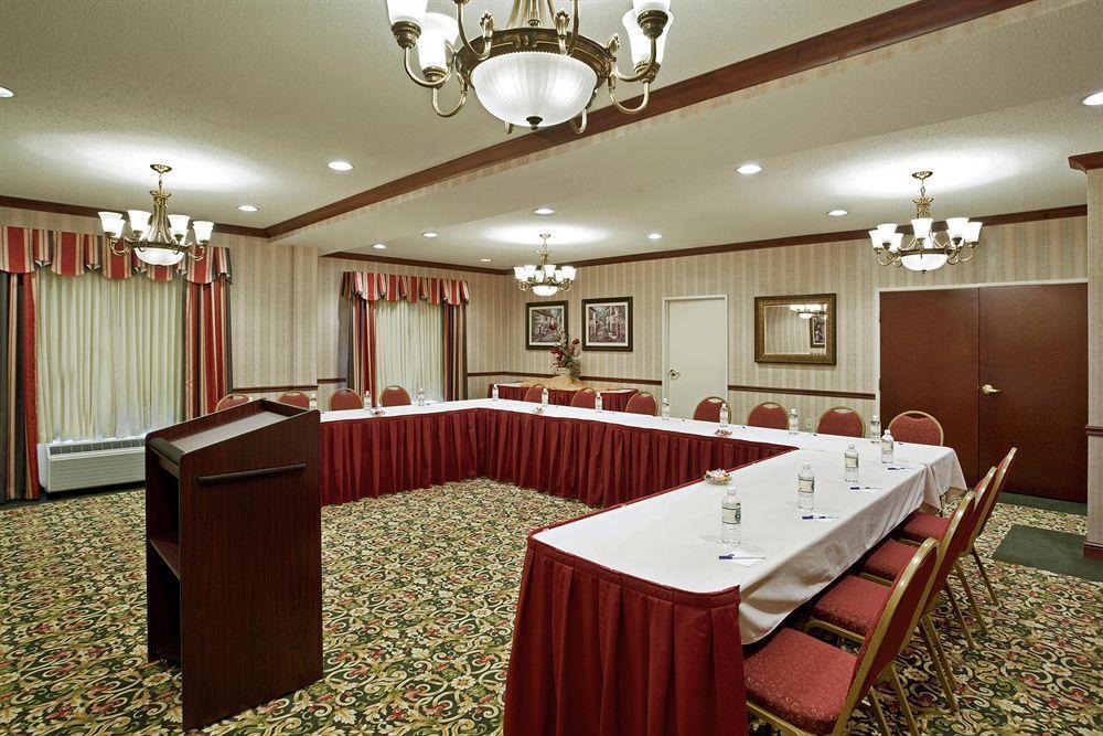 Holiday Inn Express & Suites - Sharon-Hermitage By Ihg West Middlesex Facilități foto